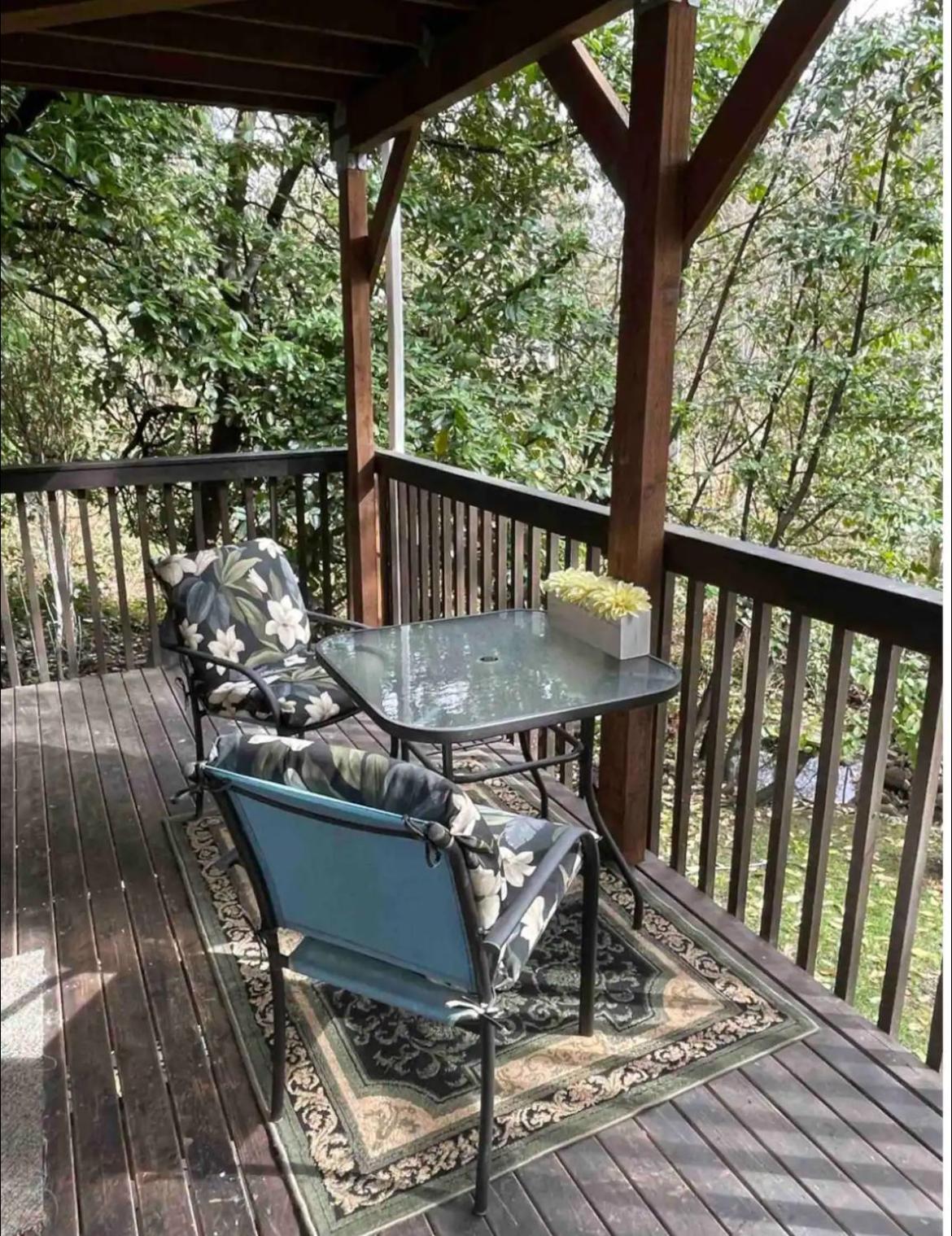 Riverside Retreat Gold Bar Luaran gambar